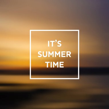 Bu yaz saati metin bulanık arka plan üzerinde