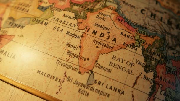 Globe miniature vintage 