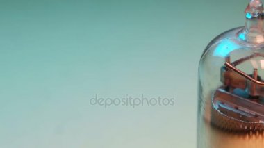 Elektronik eski valf