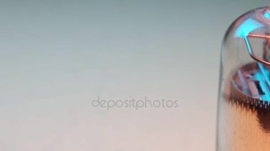 Elektronik eski valf