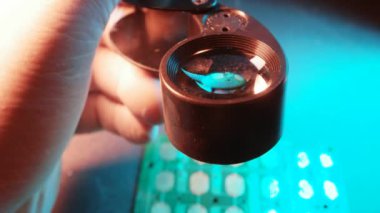 Büyüteç büyütme yakın 