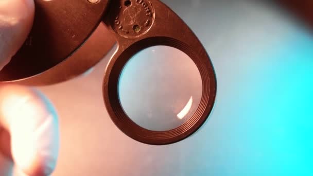 Loupe vergroting close-up — Stockvideo