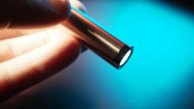 Mini el feneri yakın