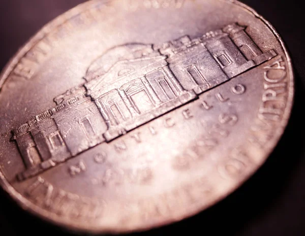 Закрыть Старую Монету — стоковое фото