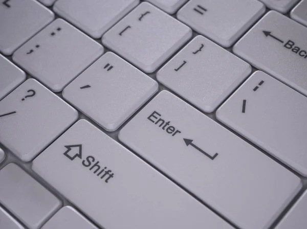 Großaufnahme Der Tastatur Eines Modernen Laptops lizenzfreie Stockfotos