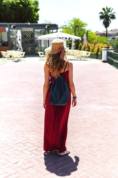 İnsanlar Lizbon - şehir sokaklarında tur seyahat