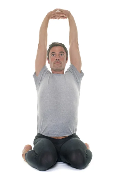 Yoga-Mann im Studio — Stockfoto