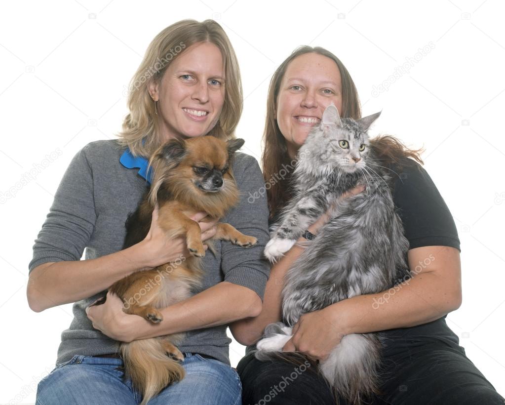 women and pet