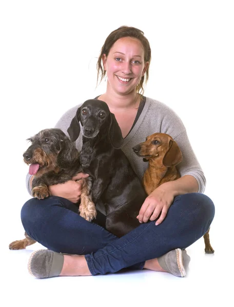 Mujer y salchichas —  Fotos de Stock