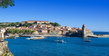 Collioure bağlantı noktası Fransa görüntüleyin