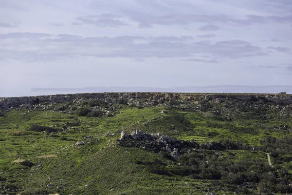 Clay duinen Ghajn Tuffieha Bay, Malta — Stockfoto
