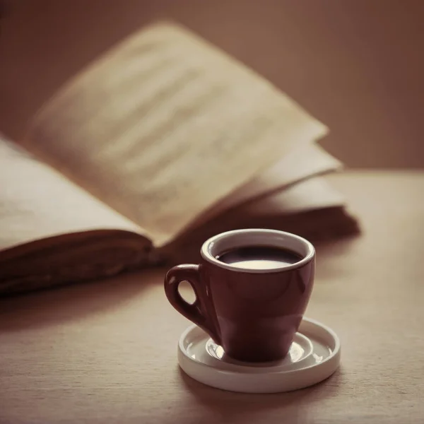 Une tasse de café. Pause café, petit déjeuner . — Photo