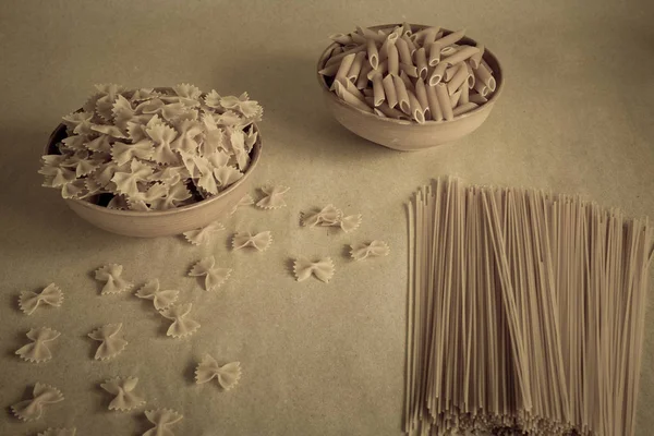 Composition of uncooked italian pasta — Stock Photo, Image