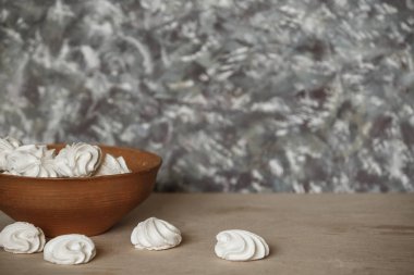 Ev yapımı beze. Sevgiyle yapılan beze 