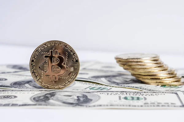 Nuovi Soldi Virtuali Bitcoin Oro Noi Dollari Sfondo Criptovaluta Concetto — Foto Stock