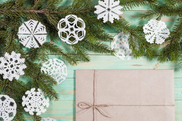 Regalos de Año Nuevo en papel Kraft — Foto de Stock