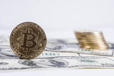Altın Bitcoin biz dolarlara yakın.