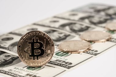 Altın Bitcoin biz dolarlara yakın.