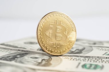 Altın Bitcoin biz dolarlara yakın.