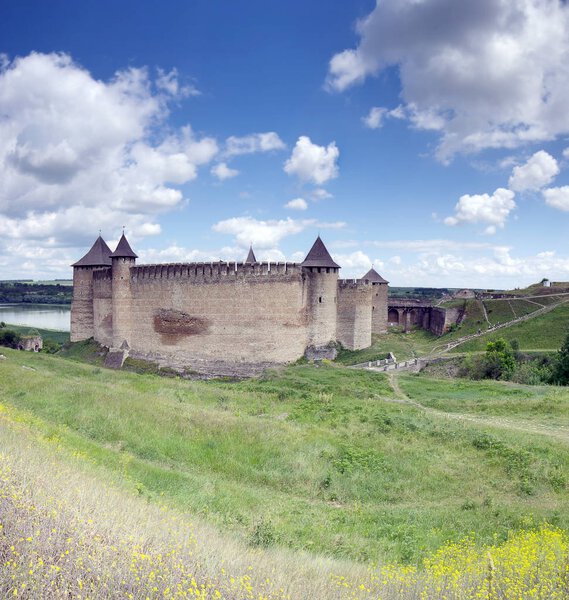 Средневековая крепость в Хотине Западная Украина
.