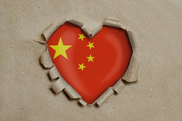 Agujero Forma Corazón Rasgado Través Papel Mostrando Bandera China — Foto de Stock