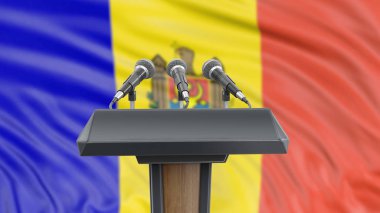 Arkada mikrofonlar ve Moldova bayrağı olan kürsü kürsüsü
