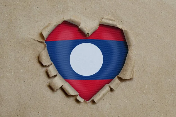 Furo Forma Coração Rasgado Pelo Papel Mostrando Bandeira Laos — Fotografia de Stock