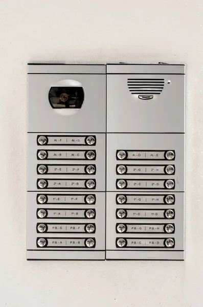 Doorbell panel with video camera — Stock Photo, Image