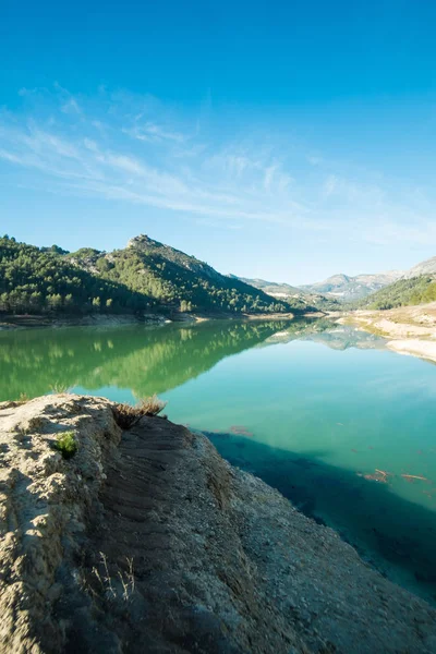 Guadalest reservoir lake — Stock Photo, Image