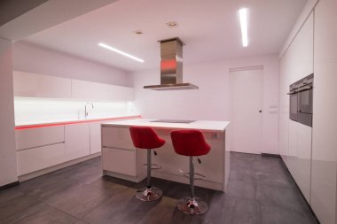 Modern mutfak iç mimarisi