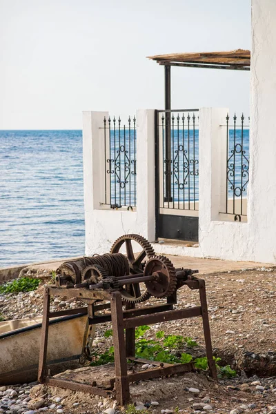 Old towing machine for fishing boats — Stock Photo, Image