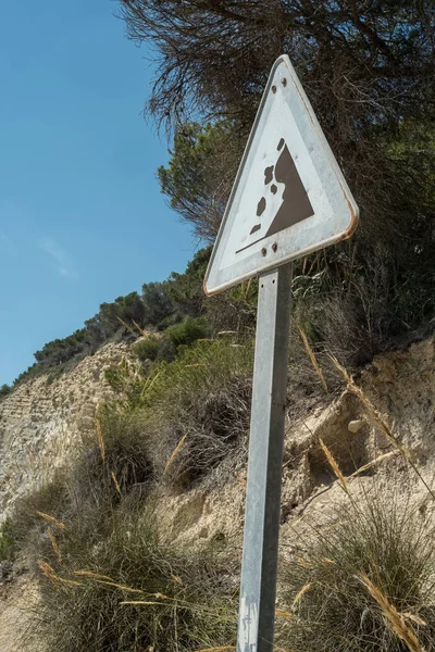 三角警告信号，山体滑坡 — 图库照片