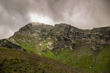 Highlands güzel bulutlar ile