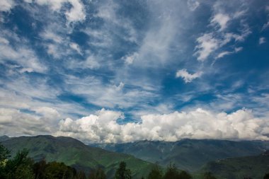 Highlands güzel bulutlar ile