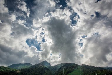 Highlands güzel bulutlar ile