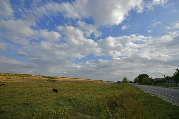 Bela Paisagem Rural Nas Montanhas Pôr Sol — Fotografia de Stock