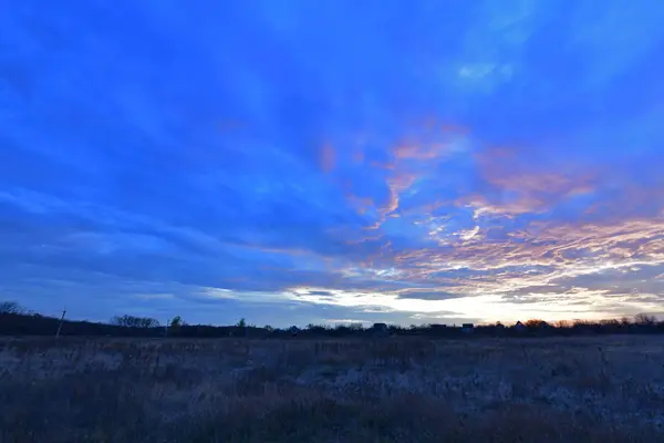 Hermoso Campo Paisajes Otoñales Puestas Sol —  Fotos de Stock