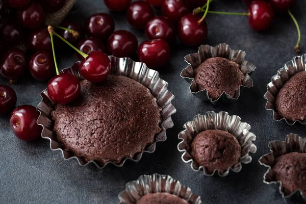 Hausgemachter süßer Schokoladenmuffin — Stockfoto
