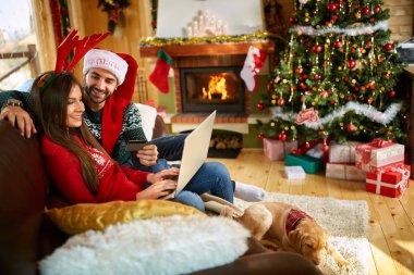 Çizgi Noel alışveriş üzerinde