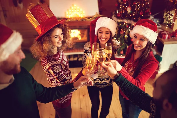 Rostat bröd för lycklig jul semester — Stockfoto