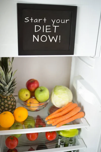 Reminder board on fridge — Stock Photo, Image