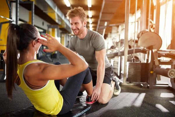 Entrenamiento de fitness en pareja —  Fotos de Stock