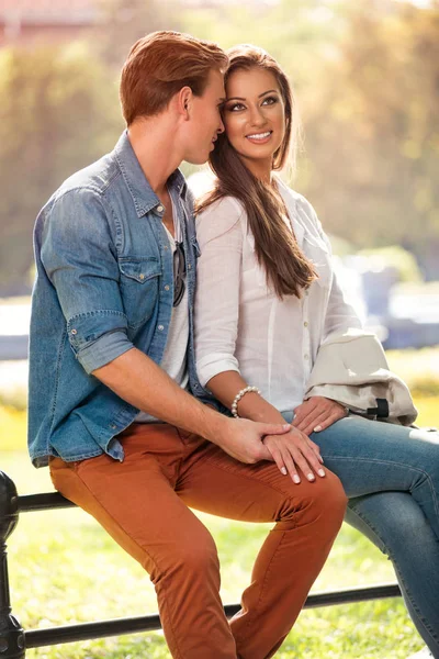 Beautiful couple in park — Stock Photo, Image