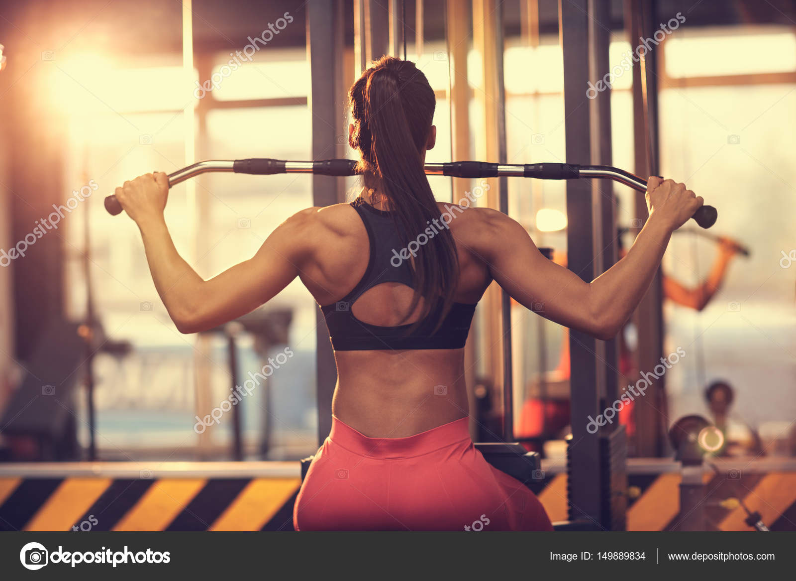 ejercicios de pecho y espalda mujeres