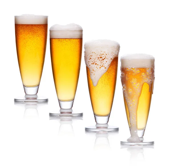 Sada ze skla světla pivní pěny — Stock fotografie