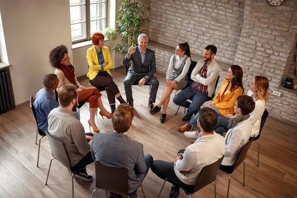 Oficina de reuniones de comunicación corporativa — Foto de Stock