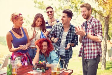 Doğa doğum günü kutlaması