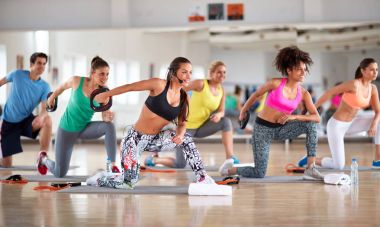 Şekillendirme ve silah güçlendirilmesi için ağırlık egzersizleri