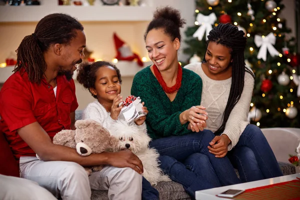 Şirin çocuk alıcı Noel hediyesi 