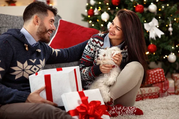 Lycka för julafton i hem — Stockfoto